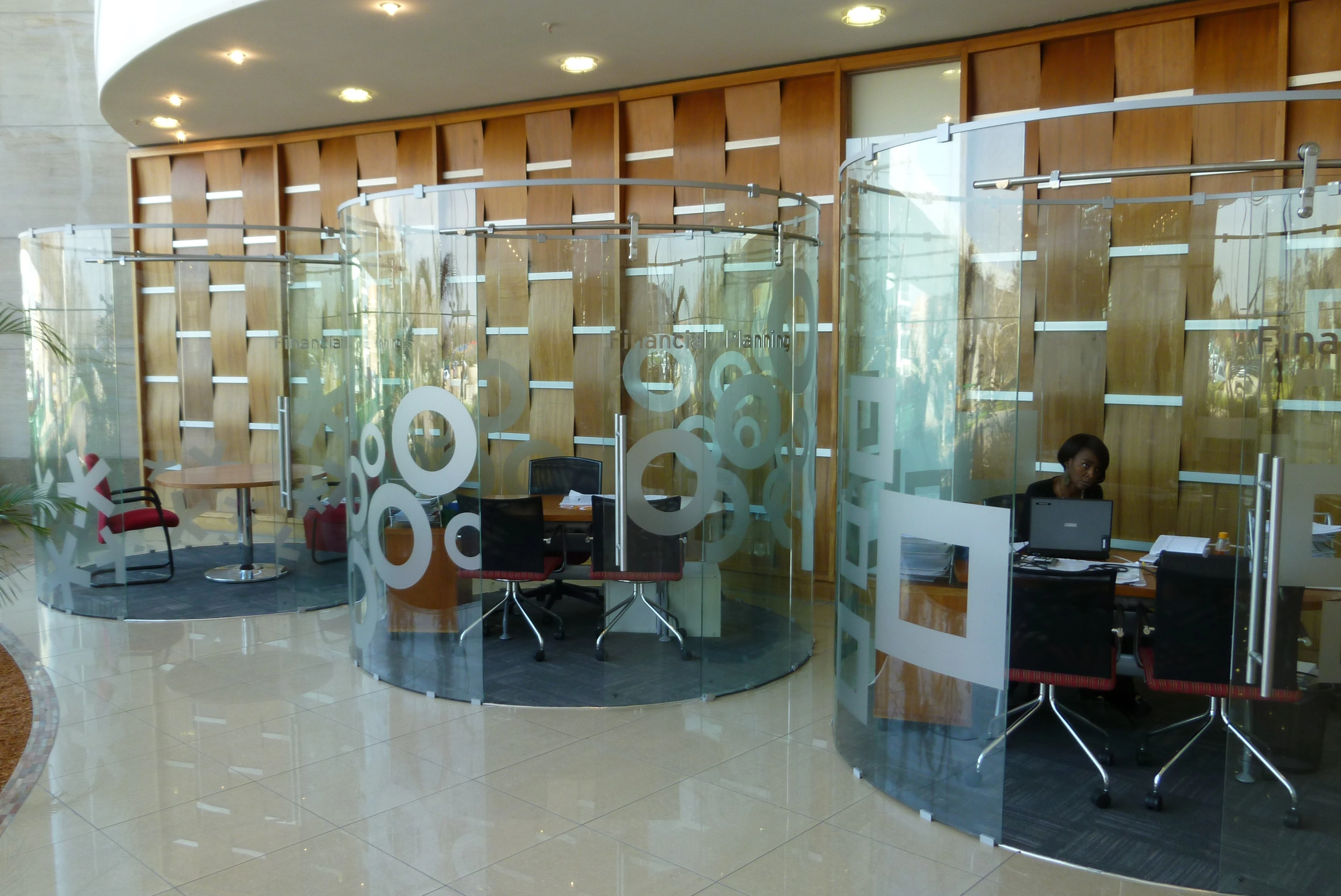 Toughened glass wall partitioning